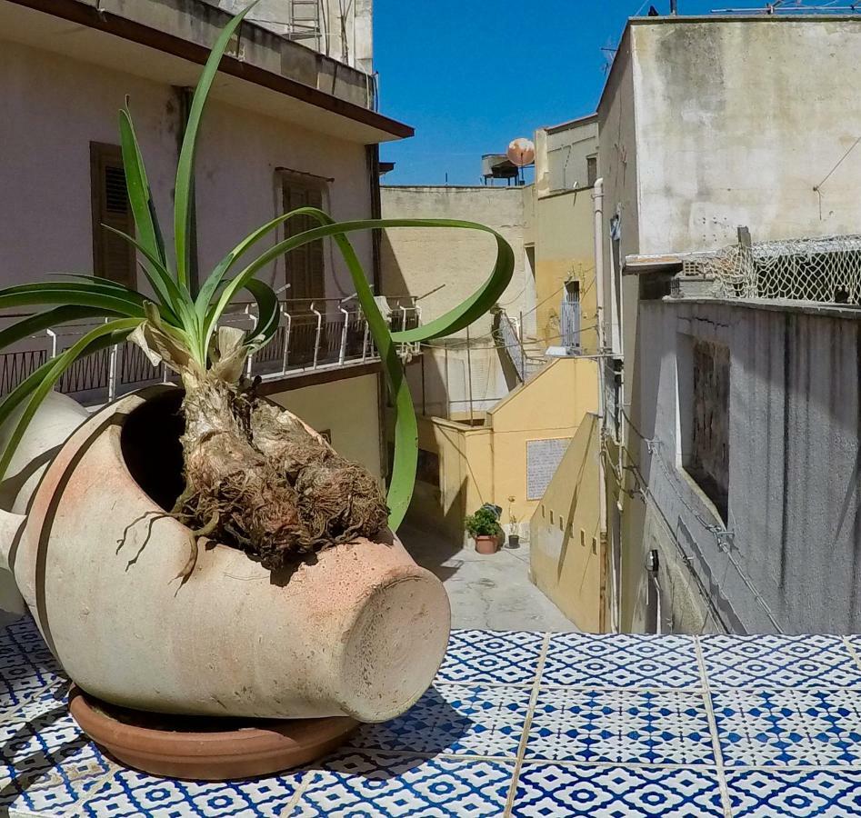 Le dimore del Saraceno - Al Falso Pepe Mazara del Vallo Esterno foto